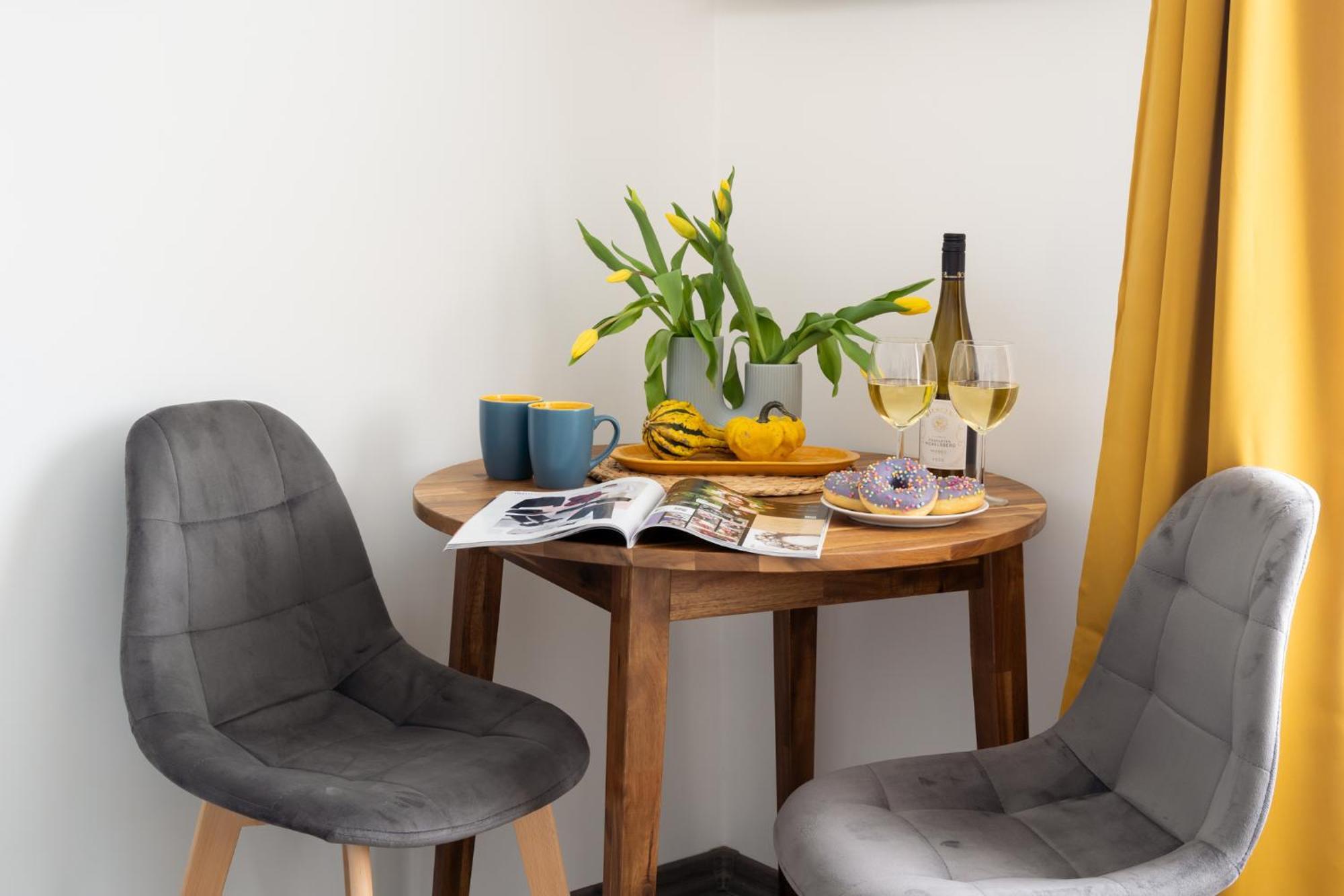Green Garden & Private Parking Apartments With Playground Riga Eksteriør billede