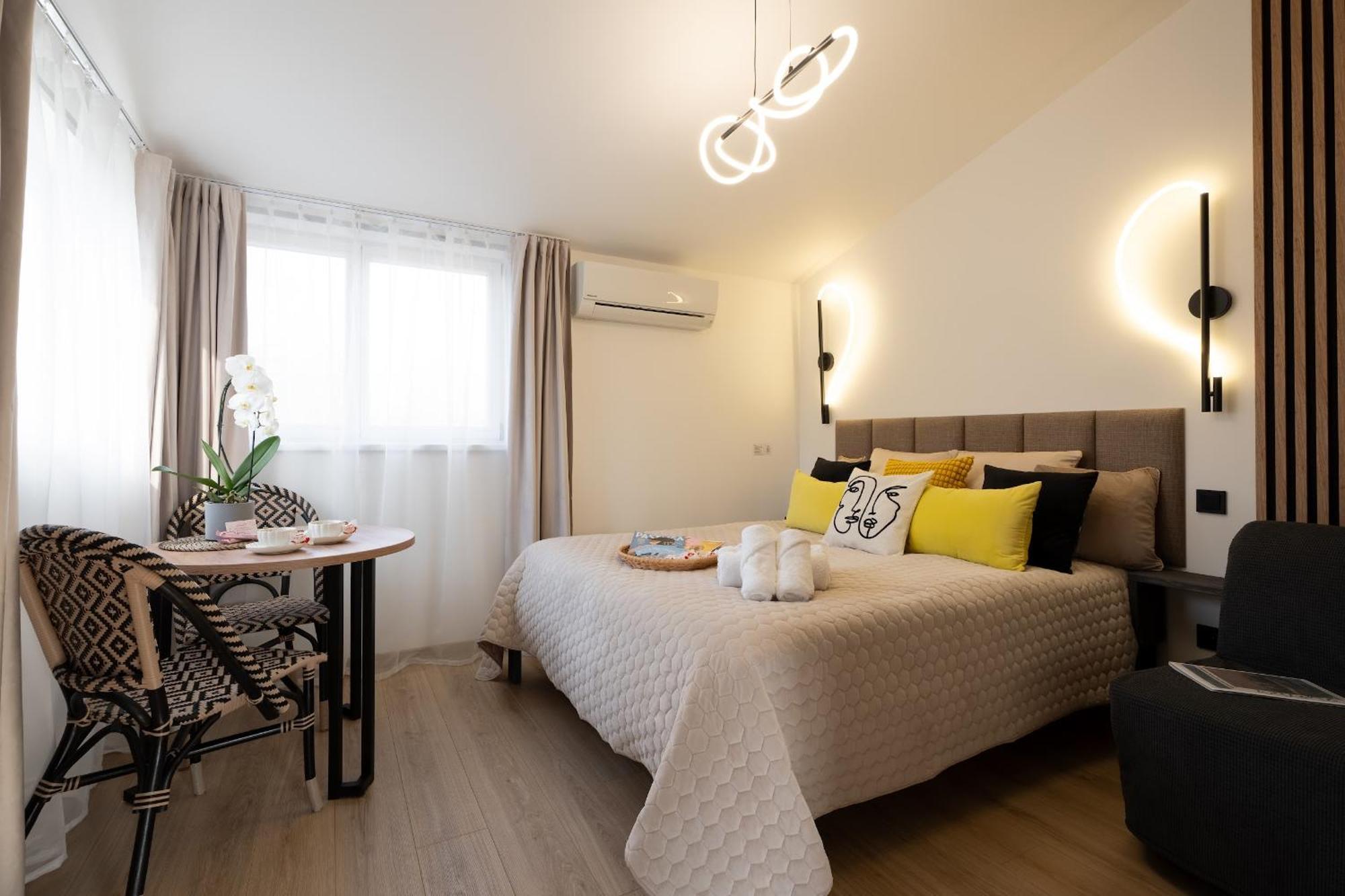 Green Garden & Private Parking Apartments With Playground Riga Eksteriør billede